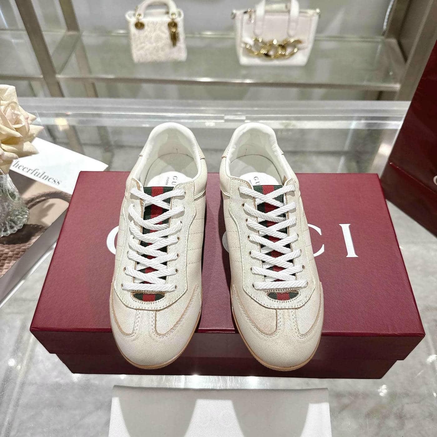 0034 Sneaker